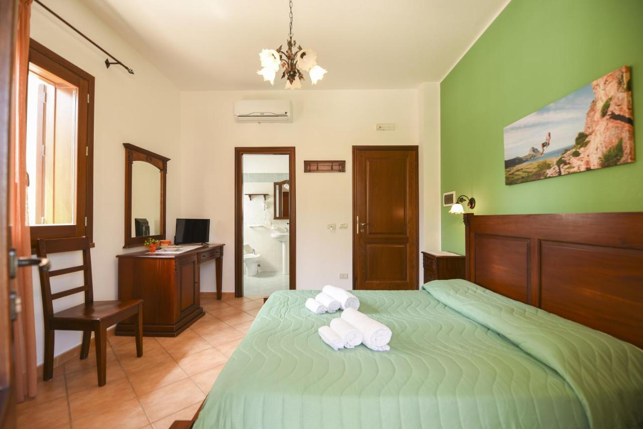 Bed and Breakfast Aurora Castelluzzo Exterior foto
