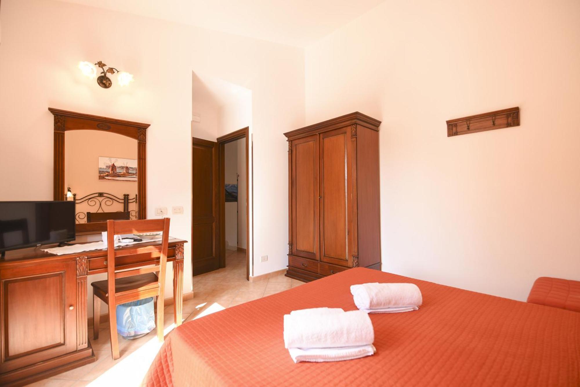 Bed and Breakfast Aurora Castelluzzo Habitación foto