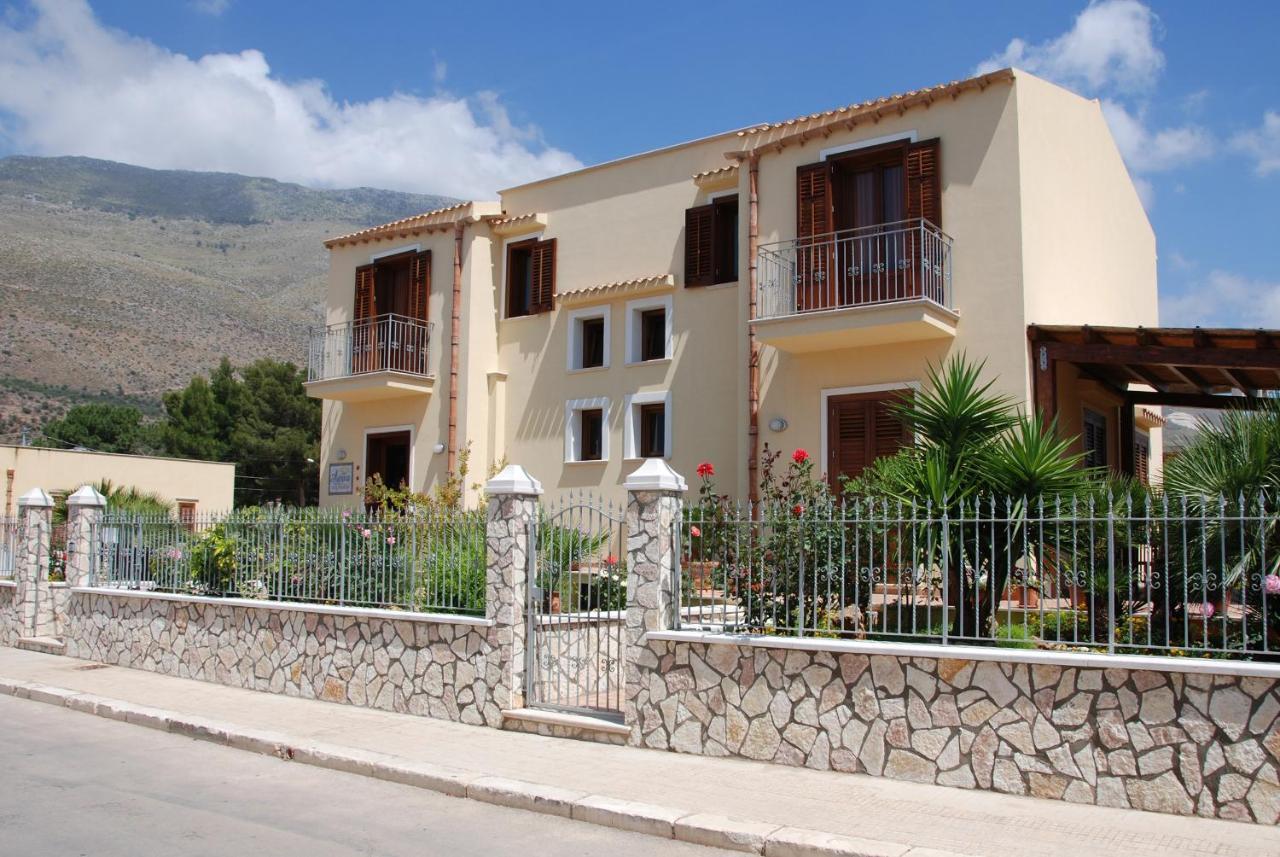 Bed and Breakfast Aurora Castelluzzo Exterior foto
